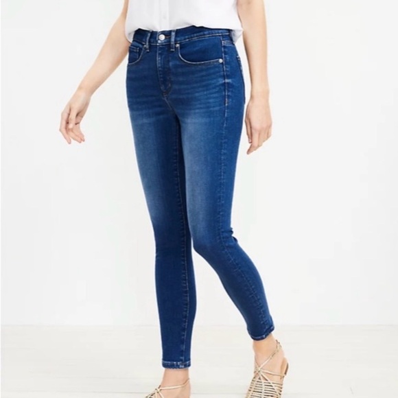 LOFT Denim - Loft Made and Love Curvy Skinny Croped Jeans size 6/28